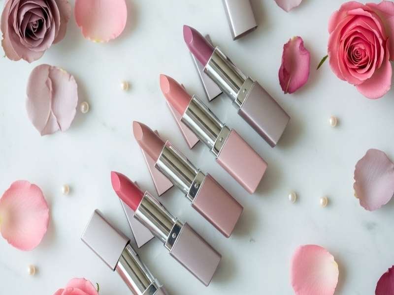 Why Neutral-Cool Satins are the Universal Standard